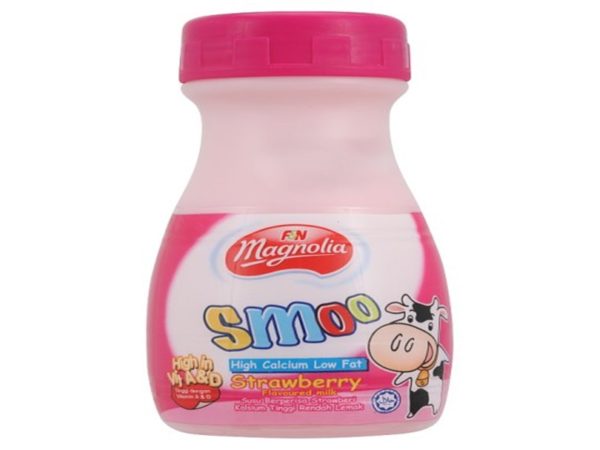 F&N MAGNOLIA SMOO MILK STRAWBERRY PET BOTTLE