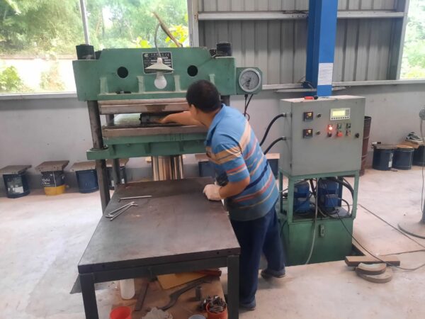 Ceramic mold